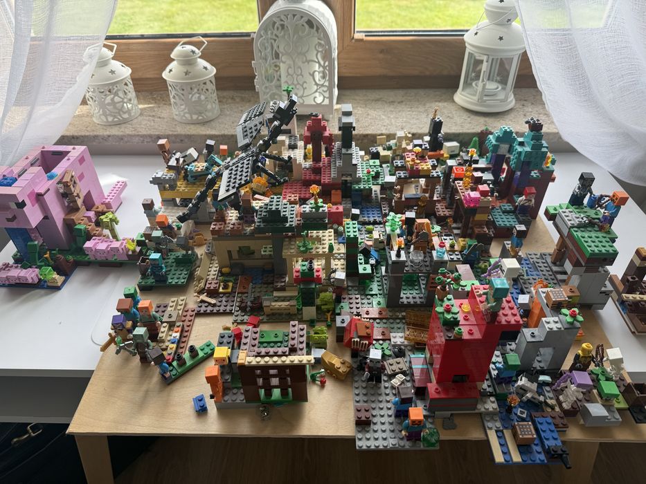 Lego Minecraft Mega zestaw okazja