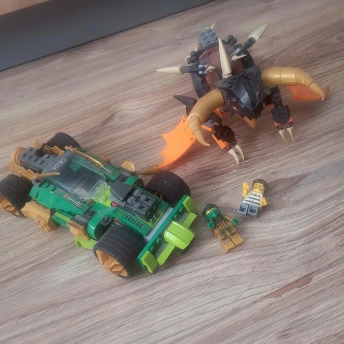 Pojazd ninjago+ smok +2 ninja