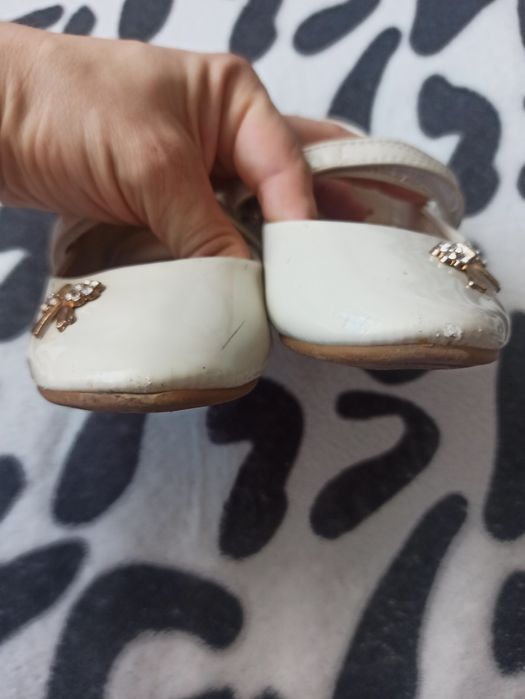 Buty baleriny lakierki