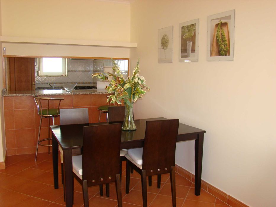 ARRENDA SE APARTAMENTO PLENA VISTA MAR