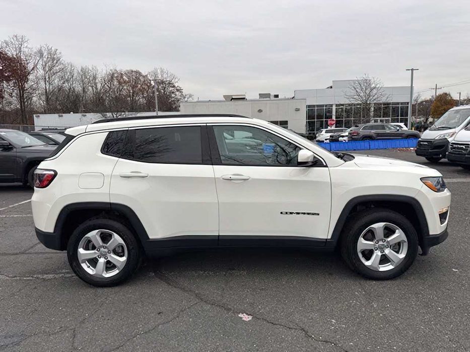 Jeep Compass      2021