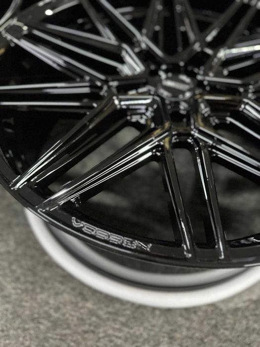 Felgi aluminiowe 24" VOSSEN HF7 24x10 ET15 5x130 Gloss Black G-CLASS