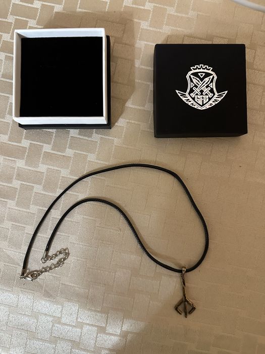 Новий латунний кулон