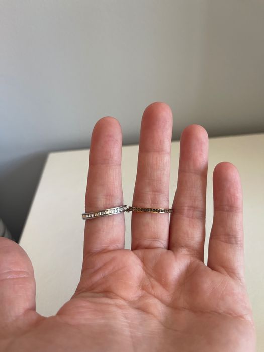 Vende-se Anel Swarovski