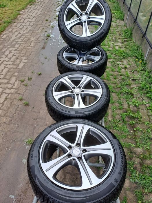 Opony wielosezonowe do Mercedesa