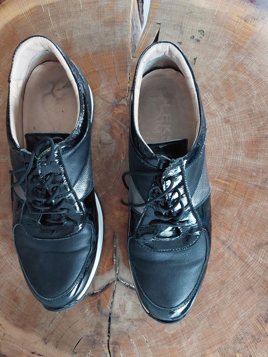 Buty sportowe Oleksy rozmiar 40 długość wkładki 26 cm