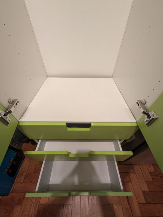 Roupeiro de criança Smastad Platsa Ikea