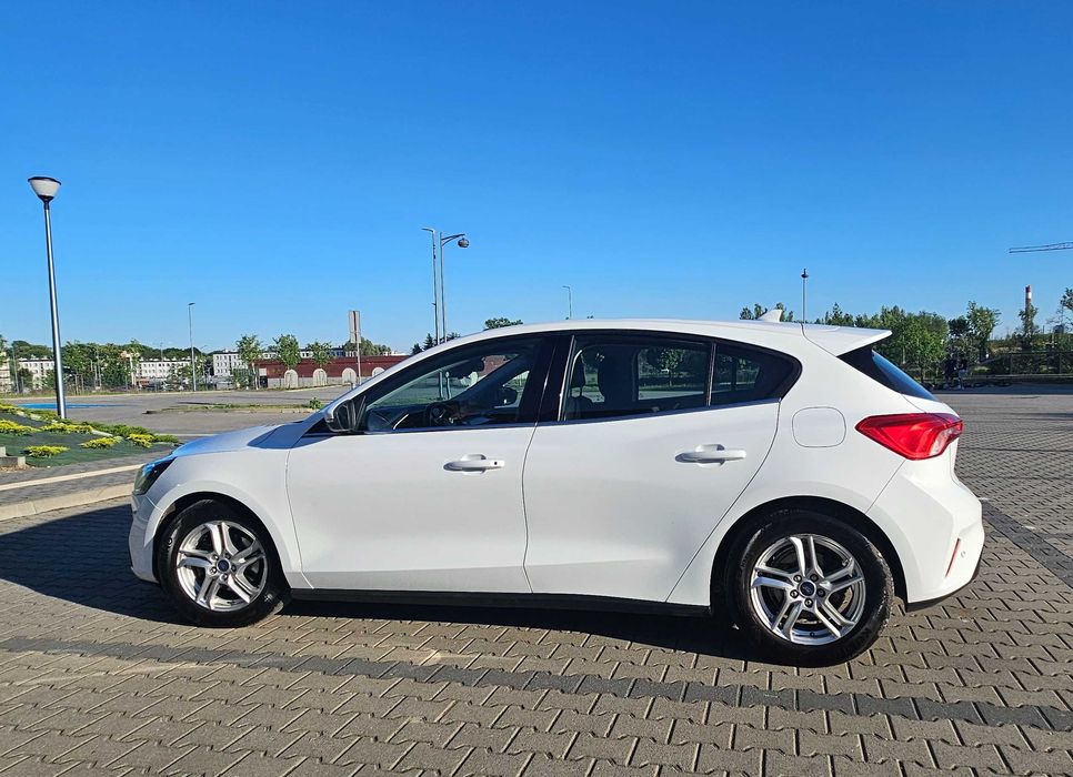 Ford Focus Titanium - Salon Polska