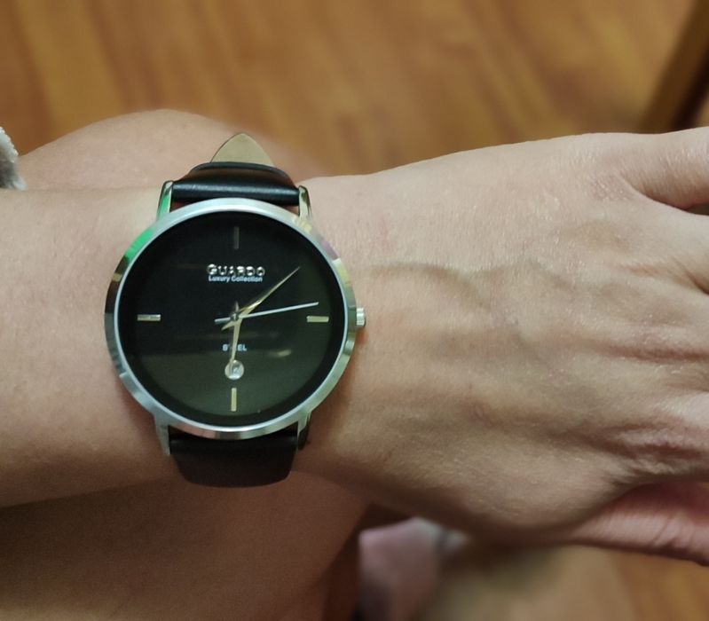 Продаются часы женские