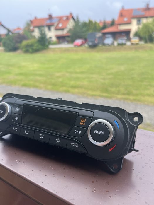 Panel klimatyzacji FORD MONDEO MK4