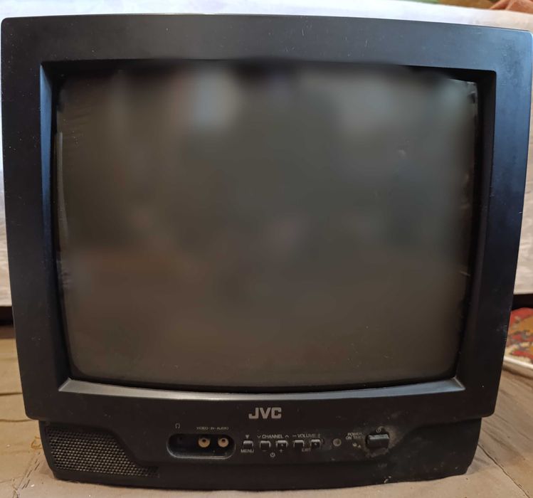 Телевизор JVC бу