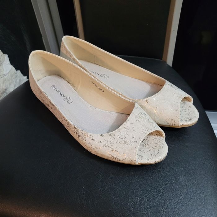 Buty, baleriny  , sandały beż palców złote rozm 39