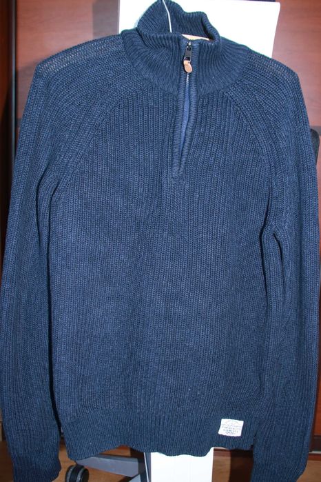 Sprzedaję młodzieżowy sweter L.O.G.G w rozm. 158/164 cm