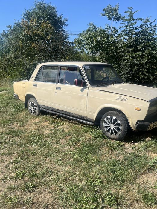 Продається вас 2105