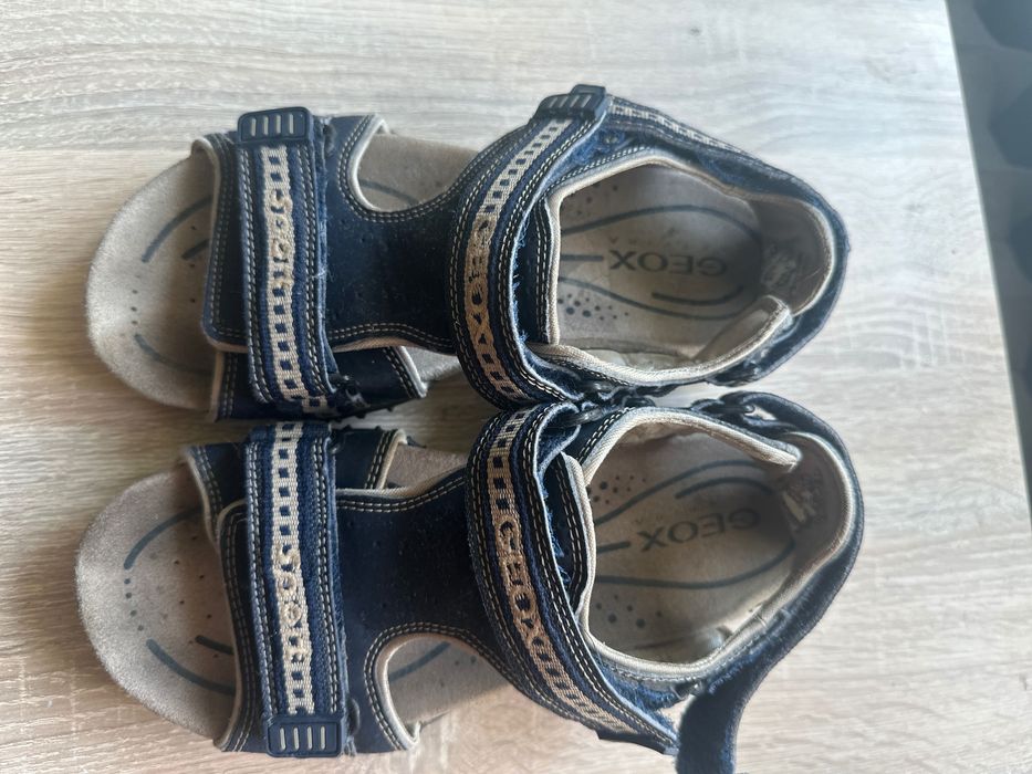 Sandały Geox  36