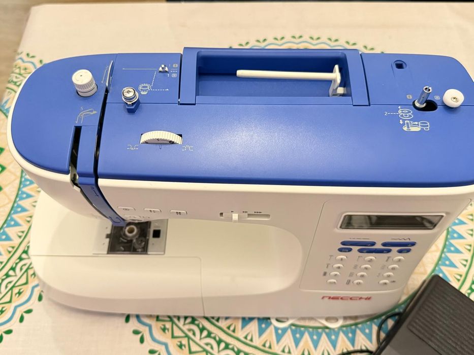 Vendo máquina de costura