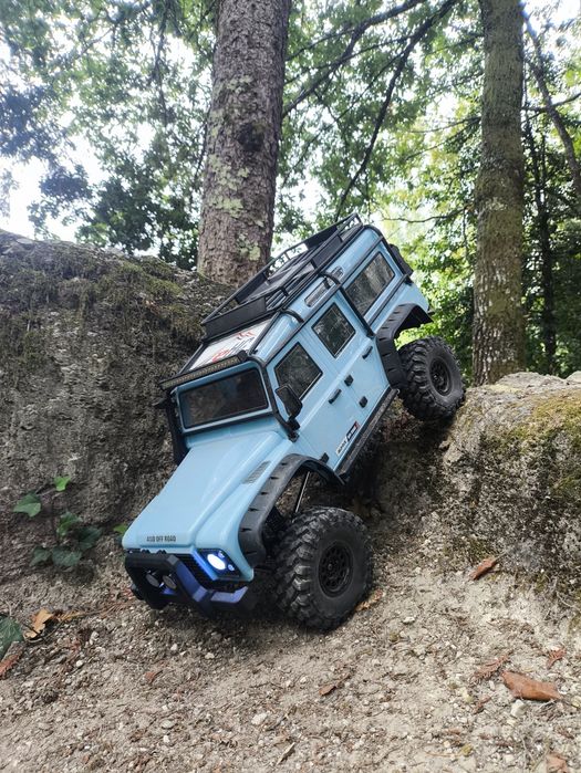 RC Land Rover Defender crawler 1/8 grande