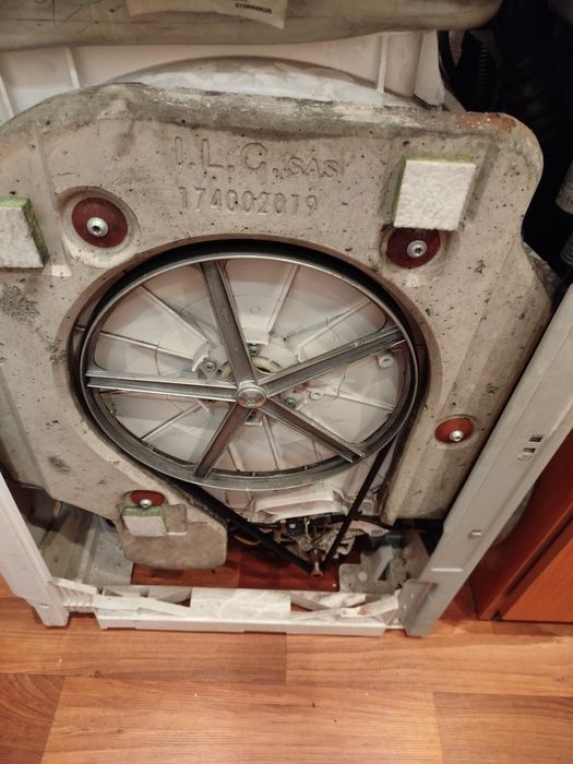 Запчастини пральна машина Indesit Witl 86