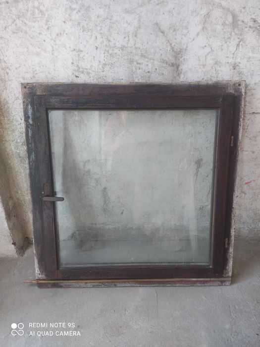 Okna drewniane 90x90