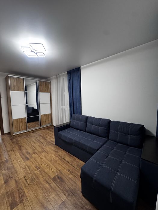 Продам квартиру Варшавський Плюс 70м 2к Виговського Змієнка Олеся