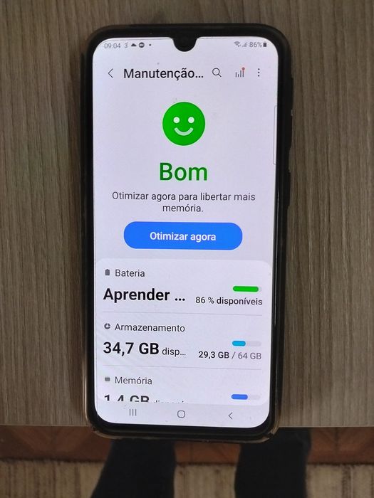 Samsung " A 40" em bom estado