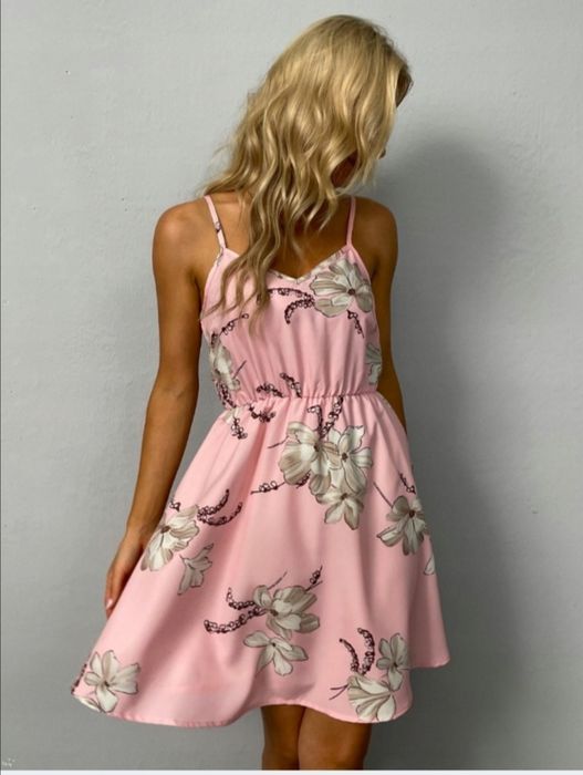 Elegancka sukienka kwiaty pudrowego różu S