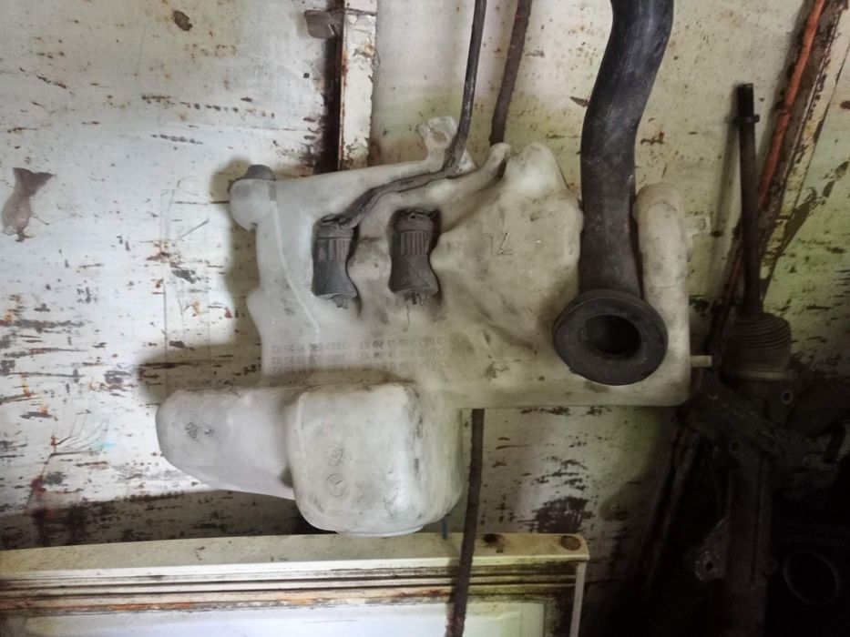 Бачок омевателя.віто638