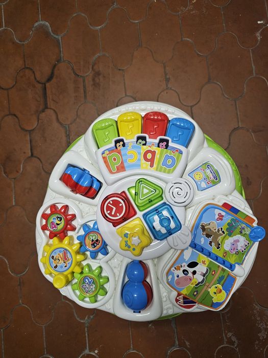 Mesas actividades criança