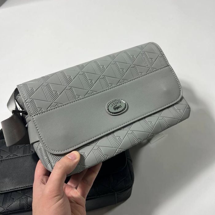 Сумка Lacoste Monogram месенджер через плече сумка лакост крокодил монограмна