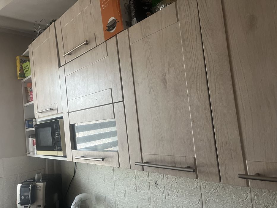 Pilnie sprzedam szafki kuchenne całość