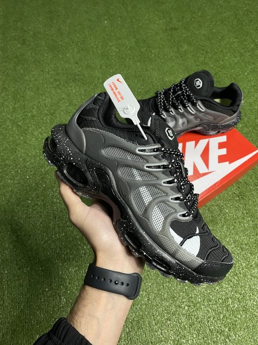 7 кольорів Nike Air Max Terrascape Plus