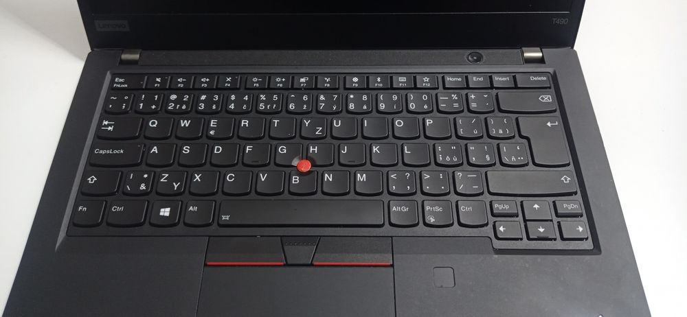 Lenovo ThinkPad T490 z ładowarką