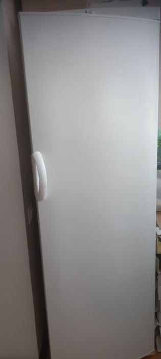 Морозильна камера Privileg