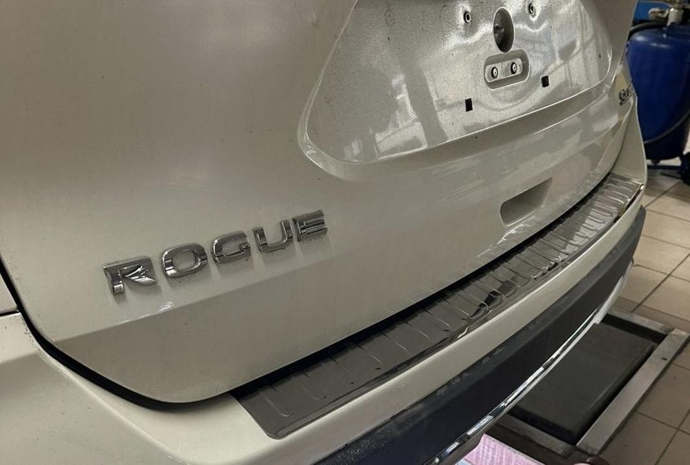 Rogue /X-Trail T32 рог накладка на задній бампер /пороги. Нержавійка.