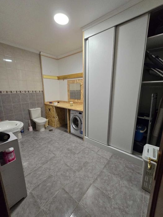 Vende-se Casa T3 + T2