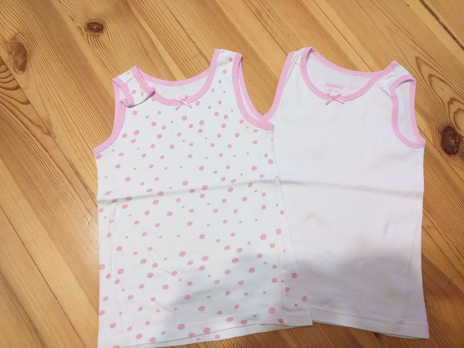 Ubranka dla dziewczynki r.98-104.