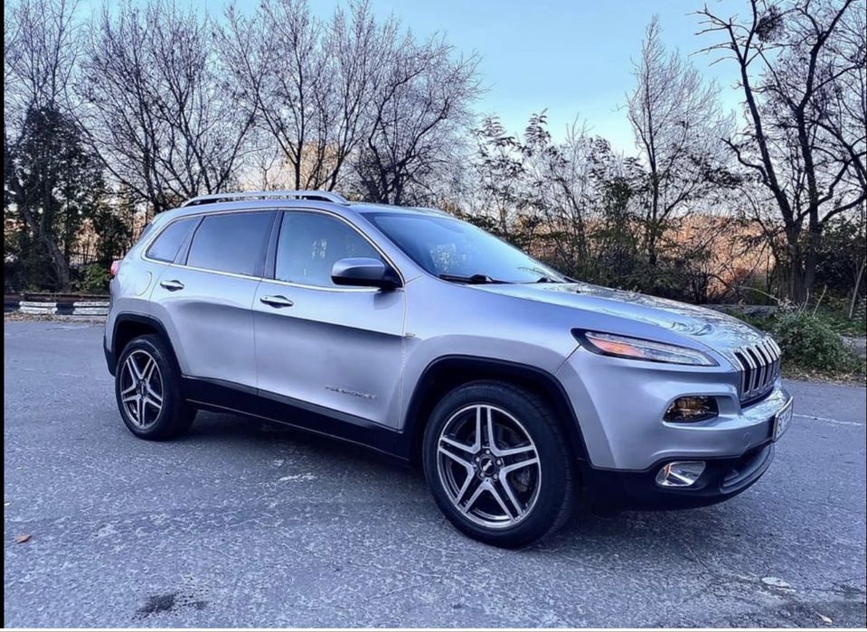 Jeep cherokee kl 2015