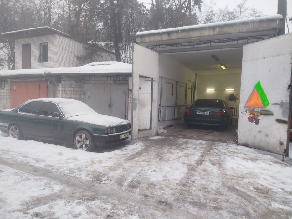 Сдам в аренду большой гараж