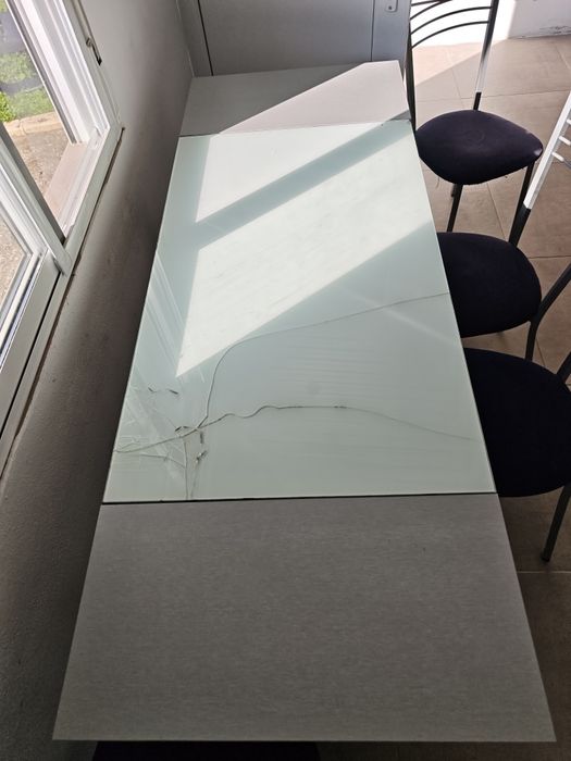 Mesa de jantar 160x60 com cadeiras opcionais