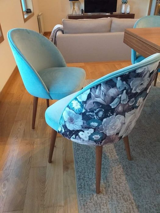 Cadeira Curva Estofada Tecido Lavável