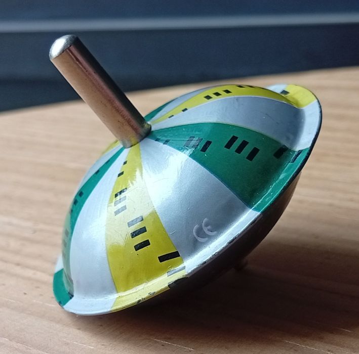 Conjunto de brinquedos em chapa metálica