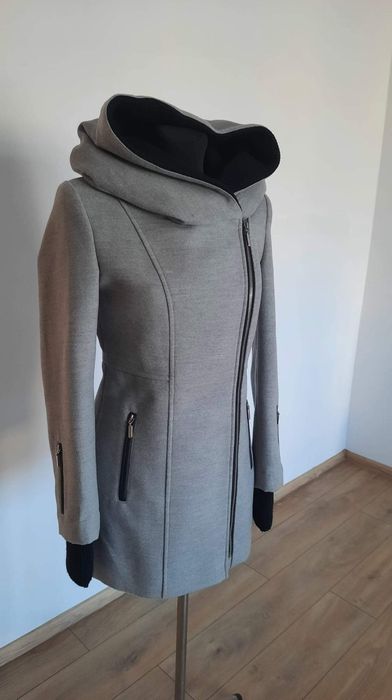 Nowy płaszcz zimowy rozmiar M