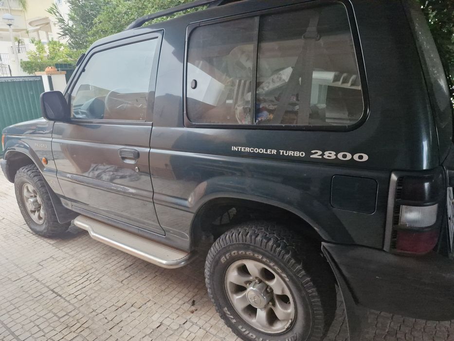 Vendo jipe Mitsubishi  2.8 diesel do ano 1998,.com 260.000km foto 3