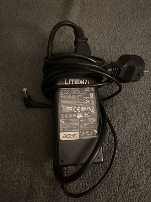 Laptop acer Aspire3 A315-31 z ładowarką i torbą