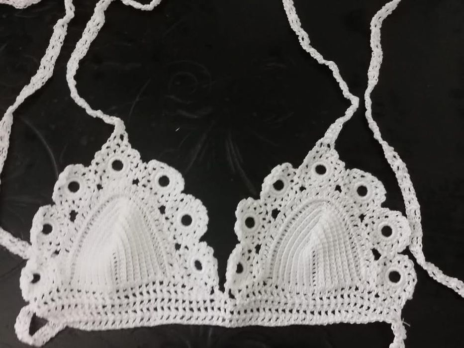 Bikini kostium dwuczesciowy bialy koronka  Koniakowo  r.XS Nowy