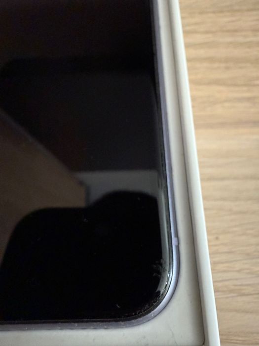 Apple iPhone 11 (64GB) - Purple