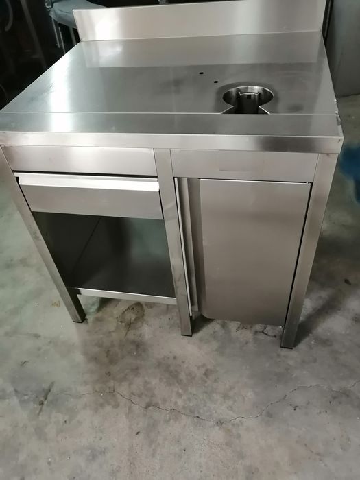 Bancada em inox para máquina de café nova