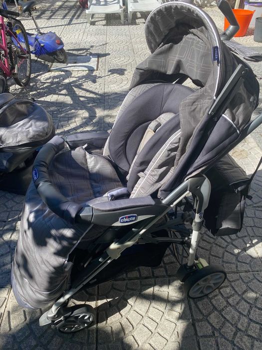 Trio Chicco (Carrinho bébé, alcofa e babycoque)  Usado