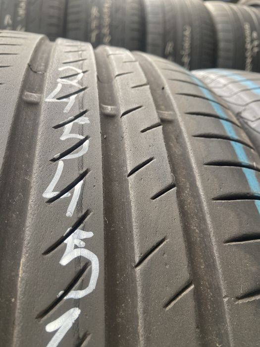 Pneus 245 / 45 R 19 Continental