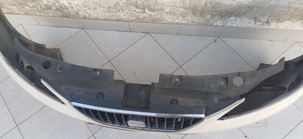 Para-choques Seat Ibiza 6J